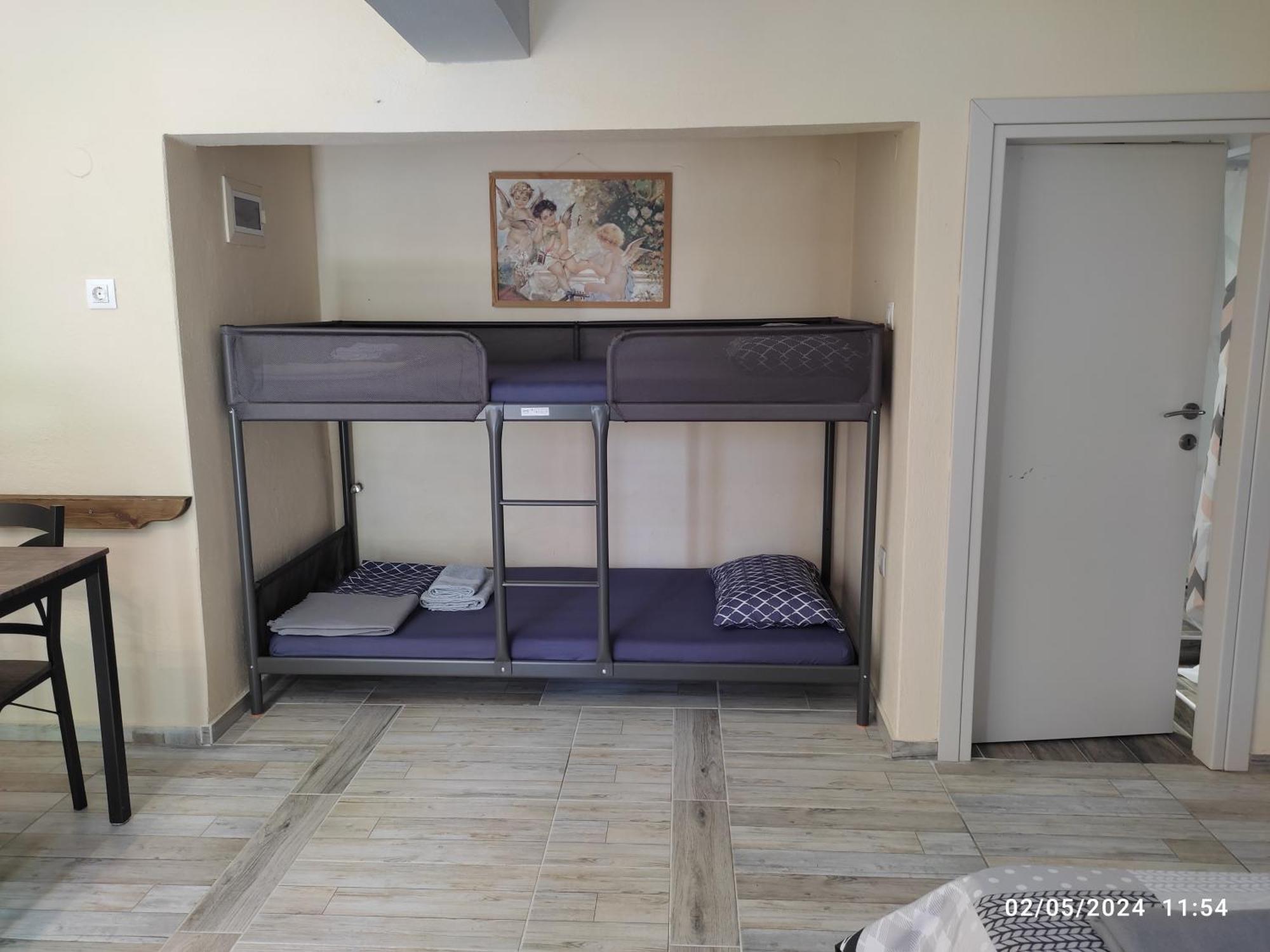 Johanna's Near The Sea - Olivia * Agia Triada (Thessaloniki)